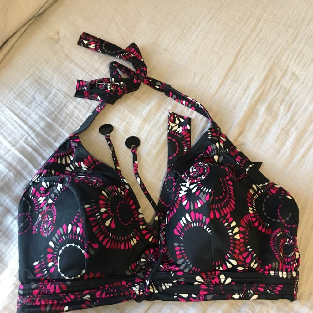 NWOT Bathing Suit Top